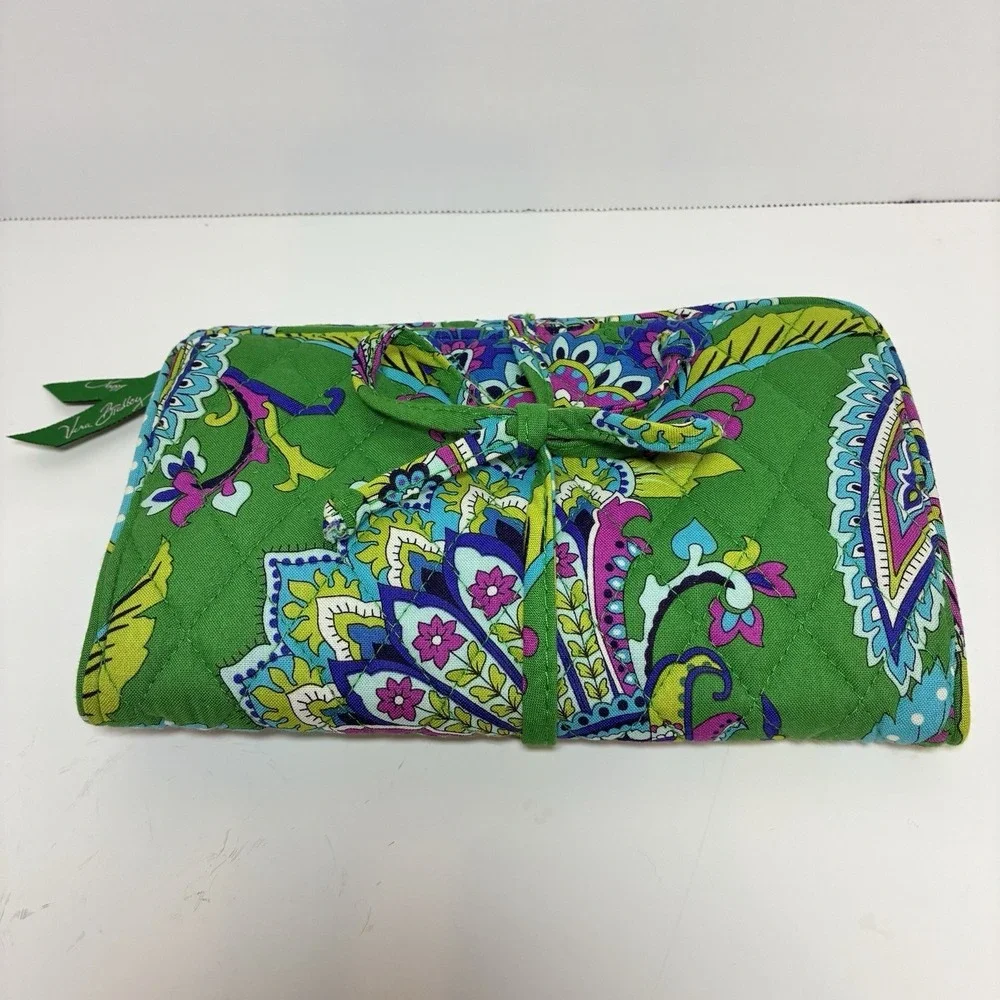 Vera Bradley All Wrapped Up Jewelry Roll Travel Case Emerald Paisley Green